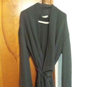 Y Jessi New York Long Gray Belted Sweater